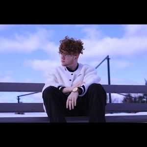 Meet your Posher, Alec